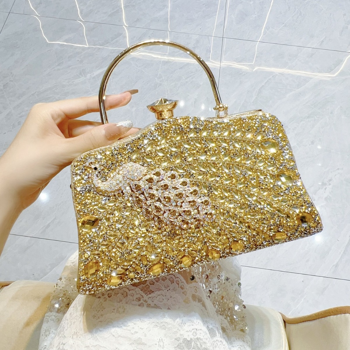 Women Handheld Bags - Nouveau sac à main plein de